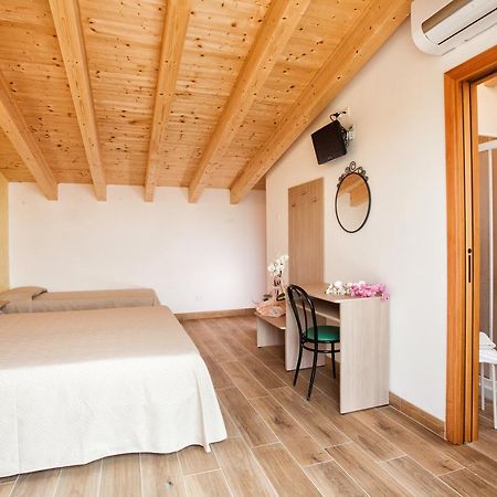Albergo Paris Sottomarina Zewnętrze zdjęcie
