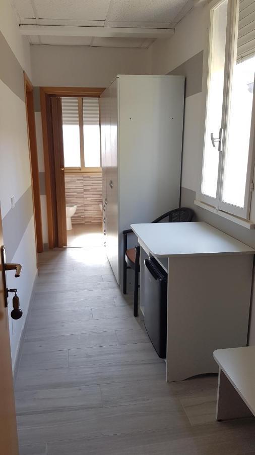 Albergo Paris Sottomarina Zewnętrze zdjęcie
