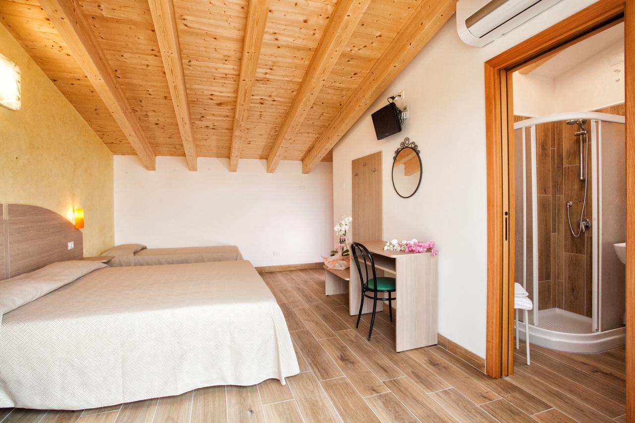 Albergo Paris Sottomarina Zewnętrze zdjęcie