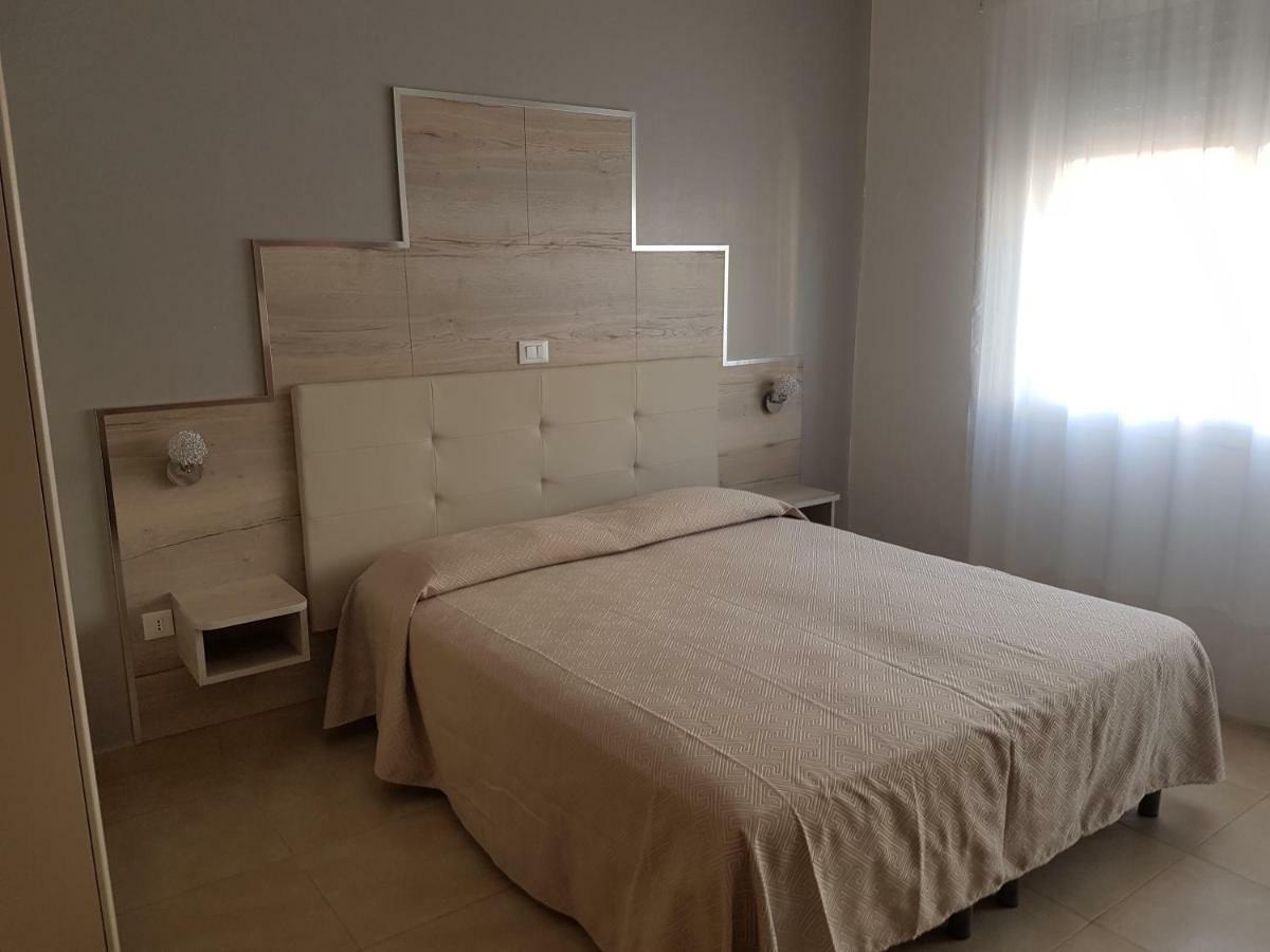 Albergo Paris Sottomarina Zewnętrze zdjęcie