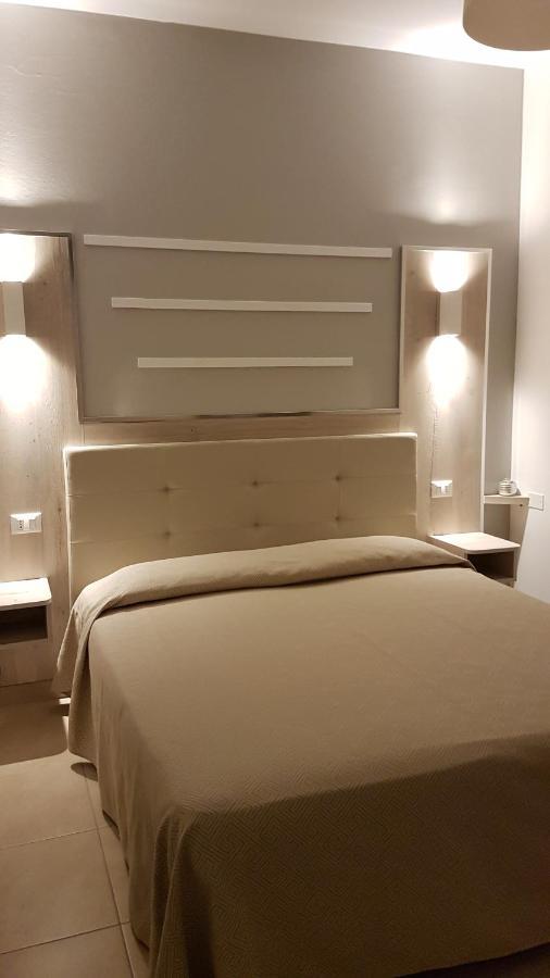 Albergo Paris Sottomarina Zewnętrze zdjęcie